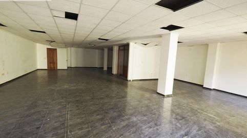 Se vende local en calle Don Victor en 1 planta de un edificio de oficinas
