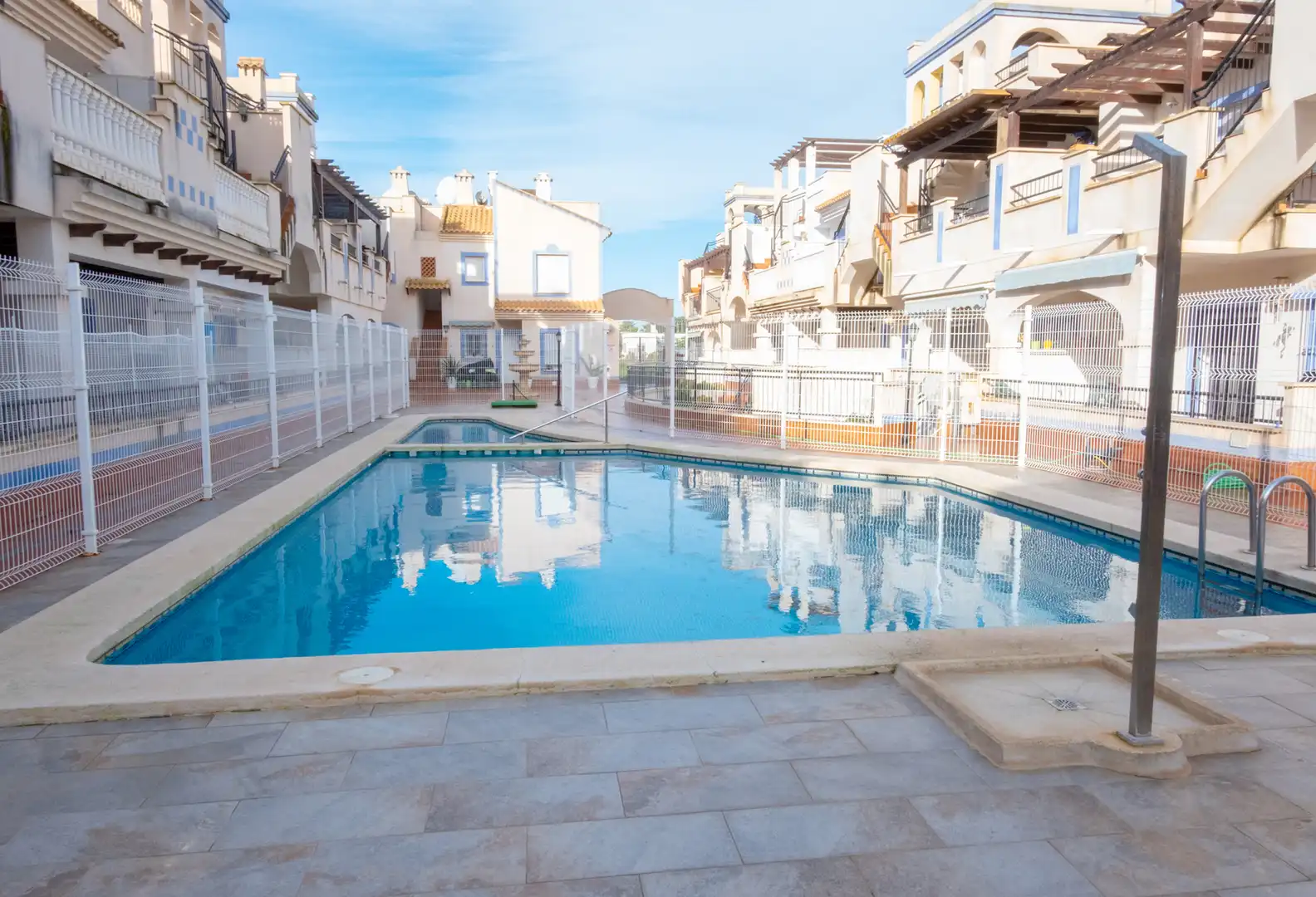 Swimming pool of Attic for sale in Cartagena  with Air Conditioner, Heating and Parquet flooring