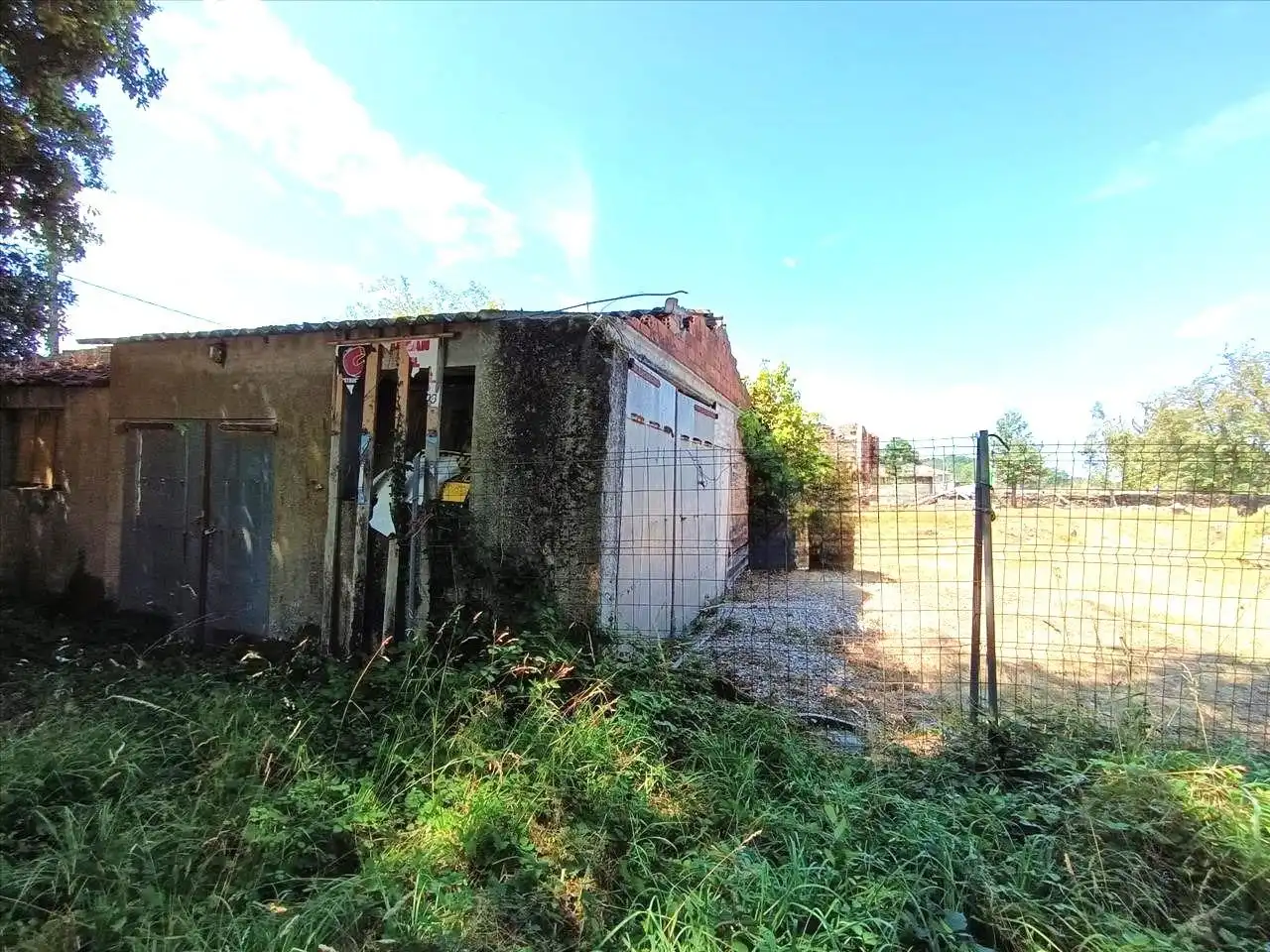 Residencial en venta en Insua-Gresande, Lalín