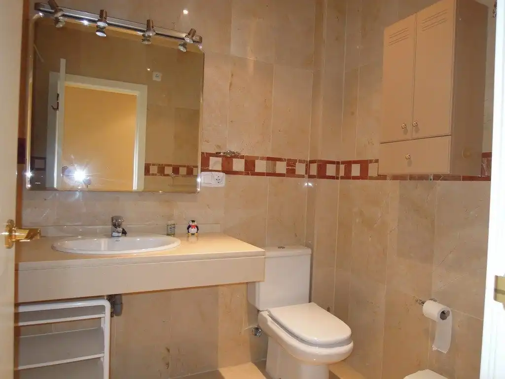 Bathroom of Apartments for rent in Altea  with Air Conditioner, Furnished and Community pool