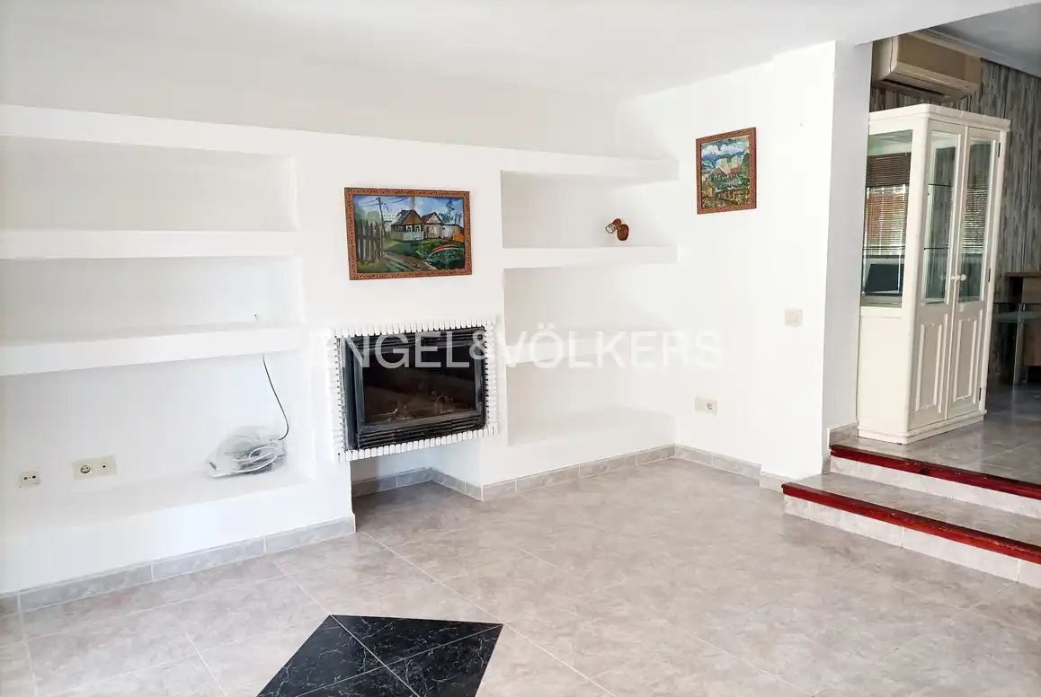 Living room of Houses for sale in Benidorm  with Air Conditioner, Private garden and Terrace