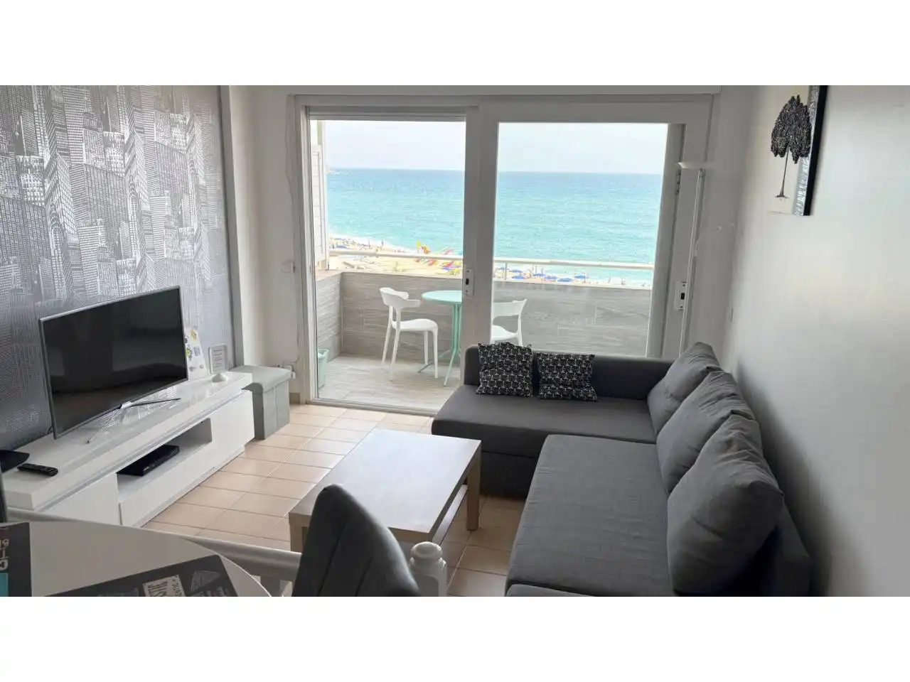 Sala d'estar de Pis en venda en Lloret de Mar amb Aire condicionat, Calefacció i Moblat