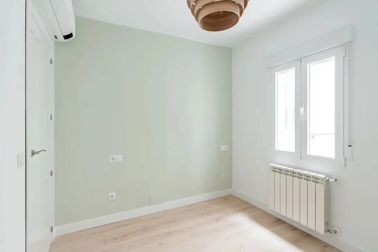 Habitación de Piso en venta en Madrid con Aire acondicionado y Calefacción