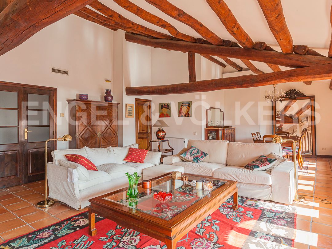 Living room of House or chalet for sale in Sant Cugat del Vallès  with Air Conditioner, Heating and Private garden