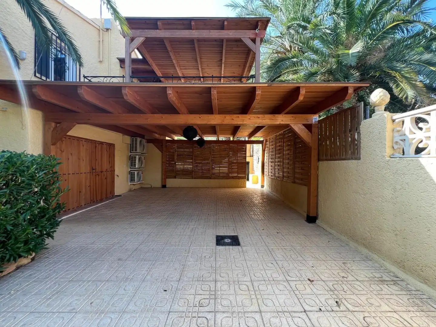 Terrassa de Casa o xalet de lloguer en L'Alfàs del Pi amb Aire condicionat, Jardí privat i Terrassa