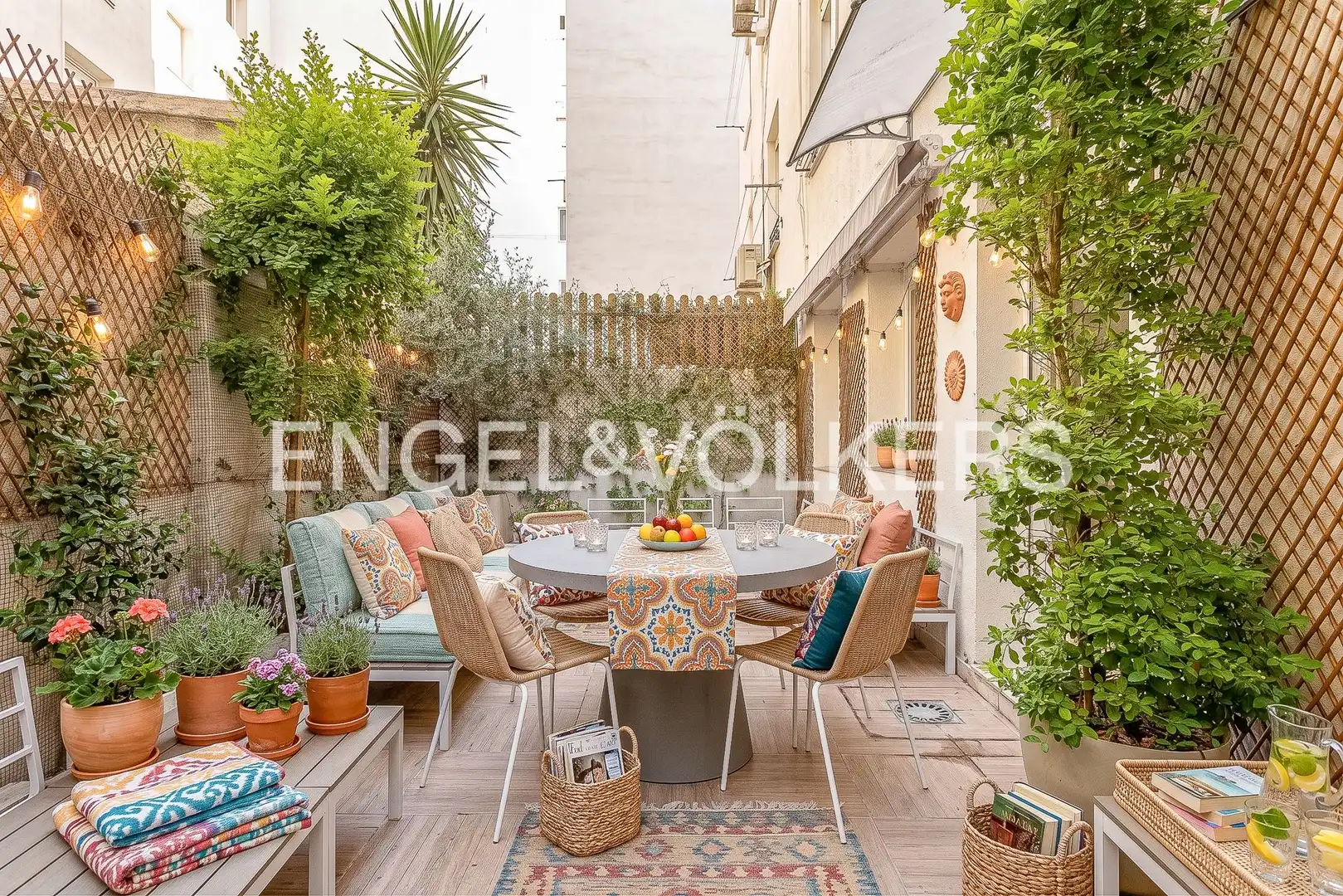 Flat with garden for sale in Retiro