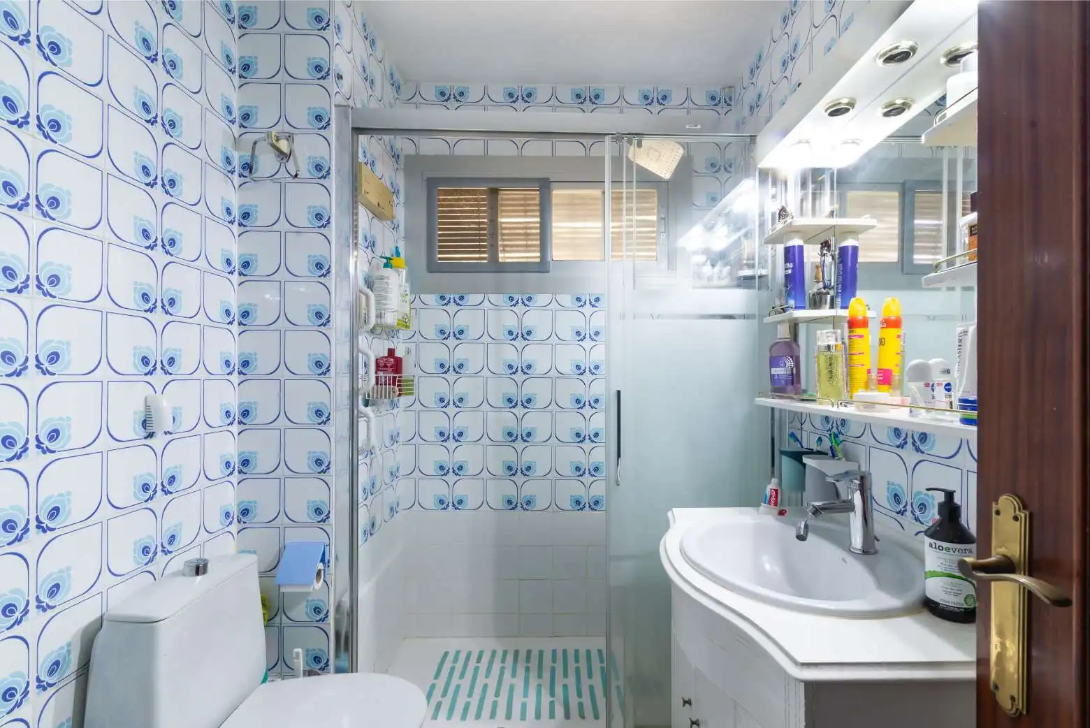 Baño de Piso en venta en Alcalá de Henares con Aire acondicionado, Calefacción y Terraza