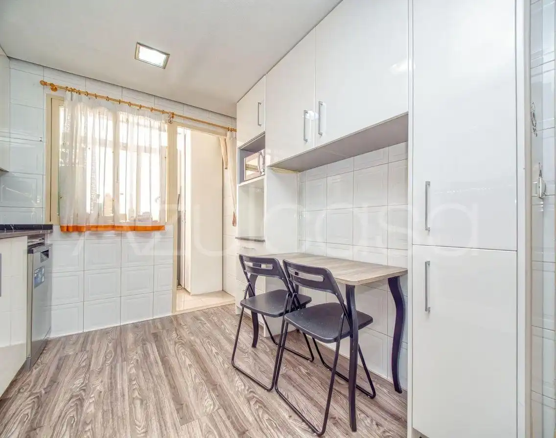 Küche von Wohnung zum Verkauf in Sant Joan d'Alacant mit Klimaanlage, Terrasse und Gemeinschaftspool