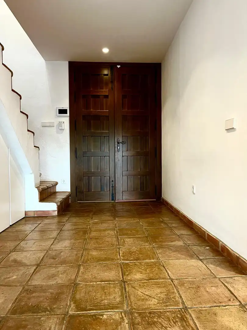 Casa amb terrassa en venda a Milla de Oro, imagen 9