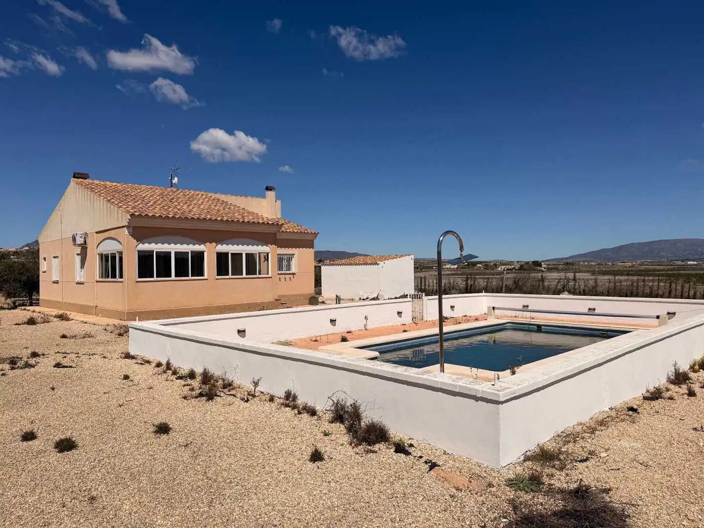 House for sale in El Pinós / Pinoso