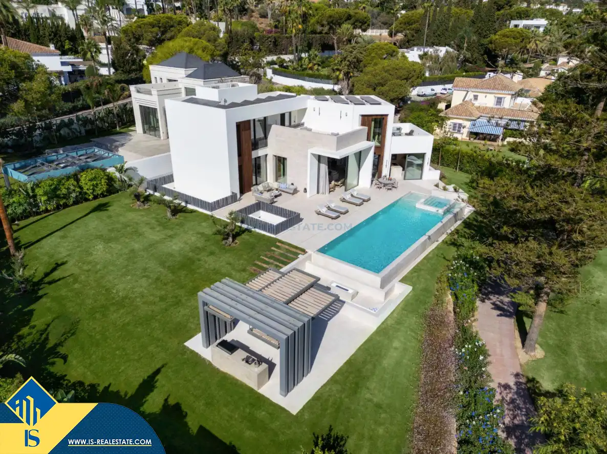 Chalet con piscina en venta en Nueva Andalucía, imagen 42