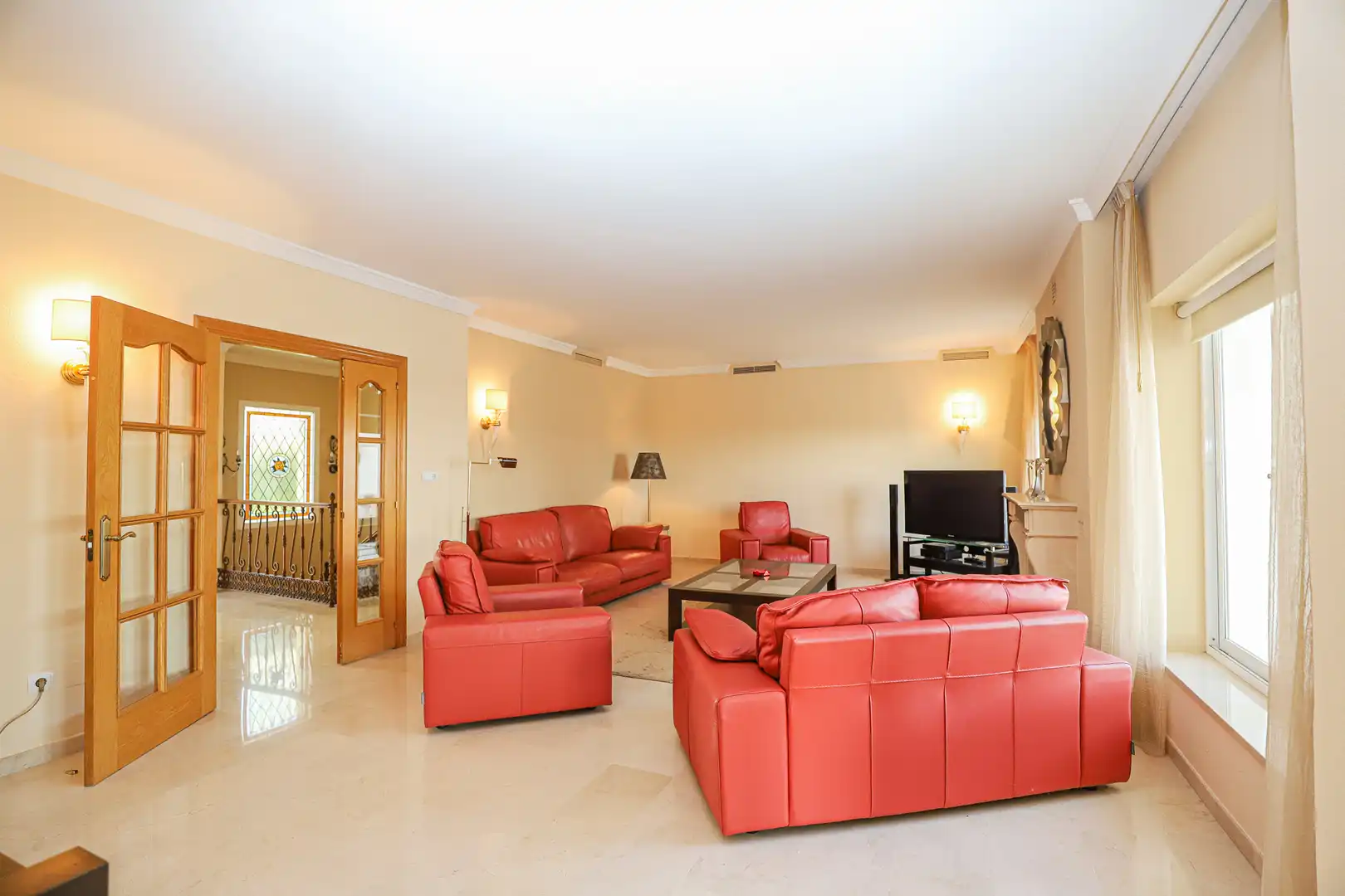 Sala de estar de Casa o chalet de alquiler en Benahavís con Aire acondicionado, Calefacción y Terraza