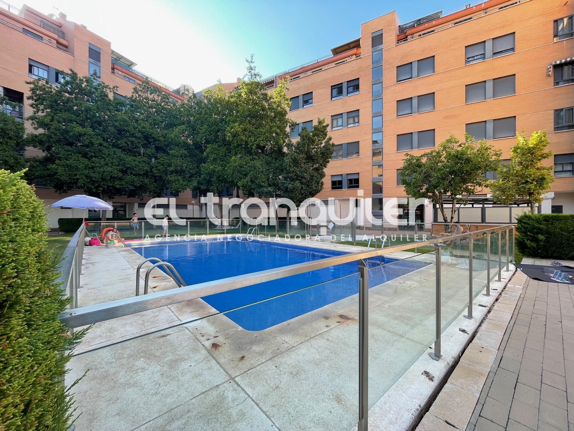 Swimming pool of Flat to rent in Arganda del Rey  with Air Conditioner, Swimming Pool and Furnished