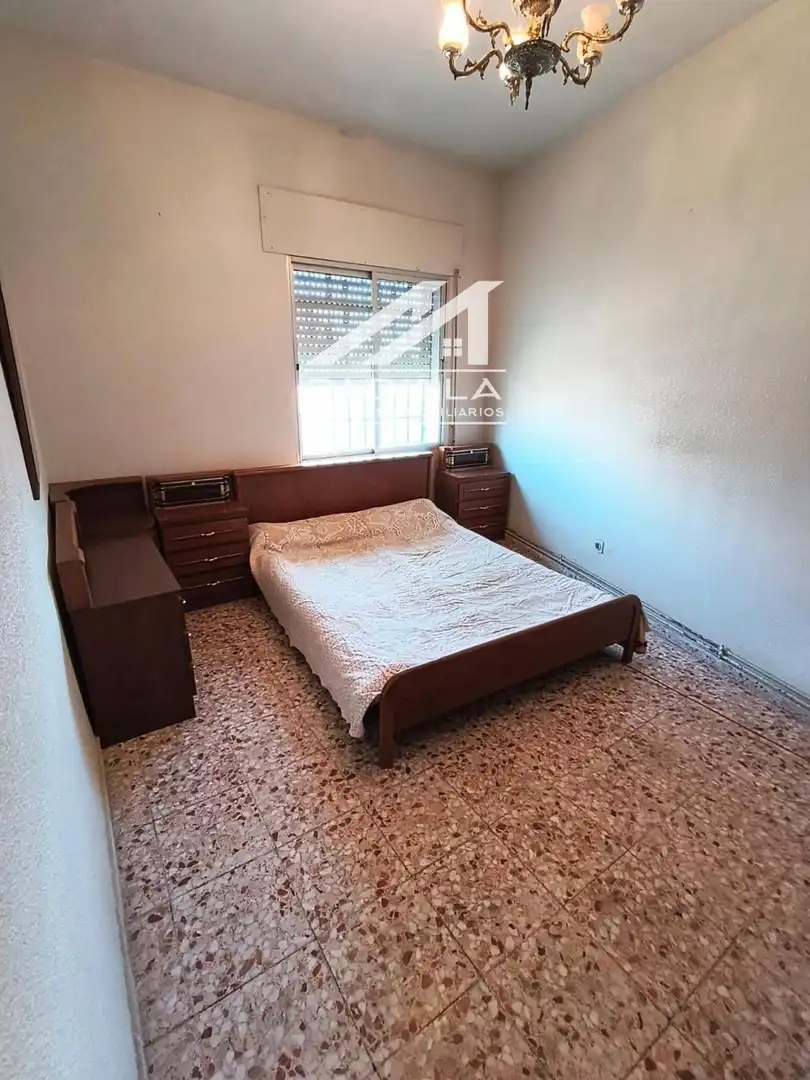 Habitación de Casa o chalet en venta en Santa Cruz del Retamar con Calefacción, Trastero y Piscina