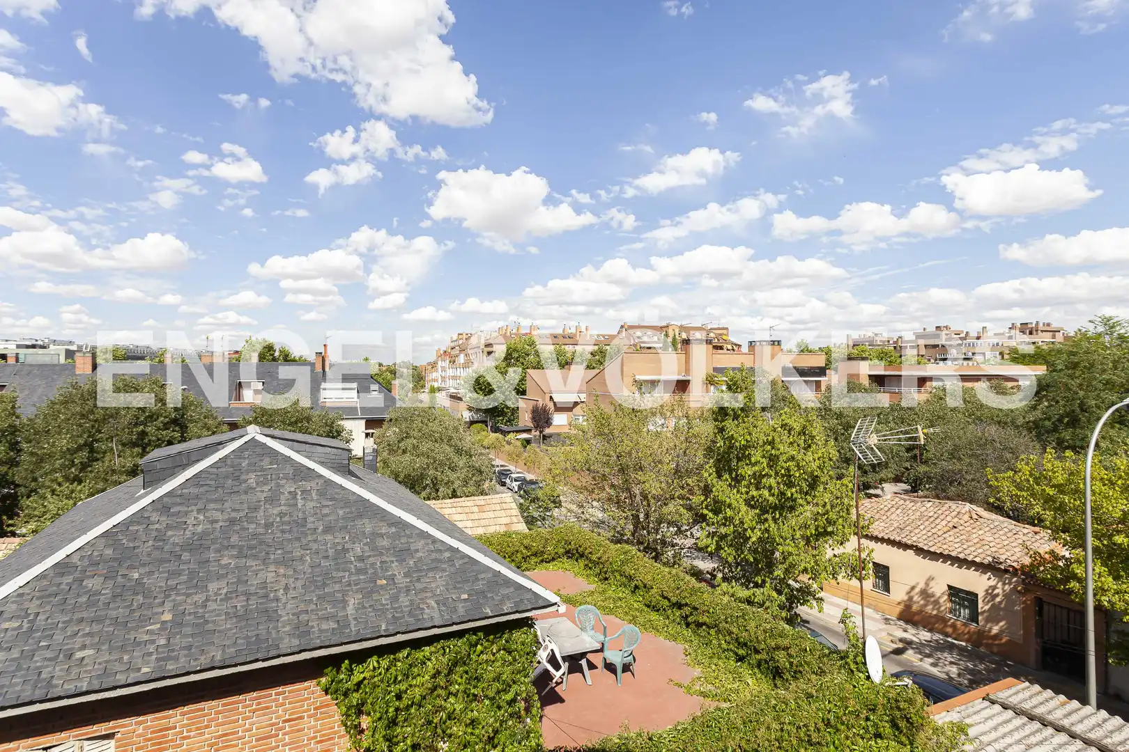 Exterior view of Detached homes for rent in Madrid  with Air Conditioner, Heating and Private garden