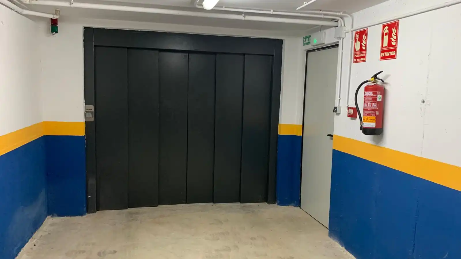 Parking de Apartamento en venta en Benicarló con Trastero, Amueblado y Balcón