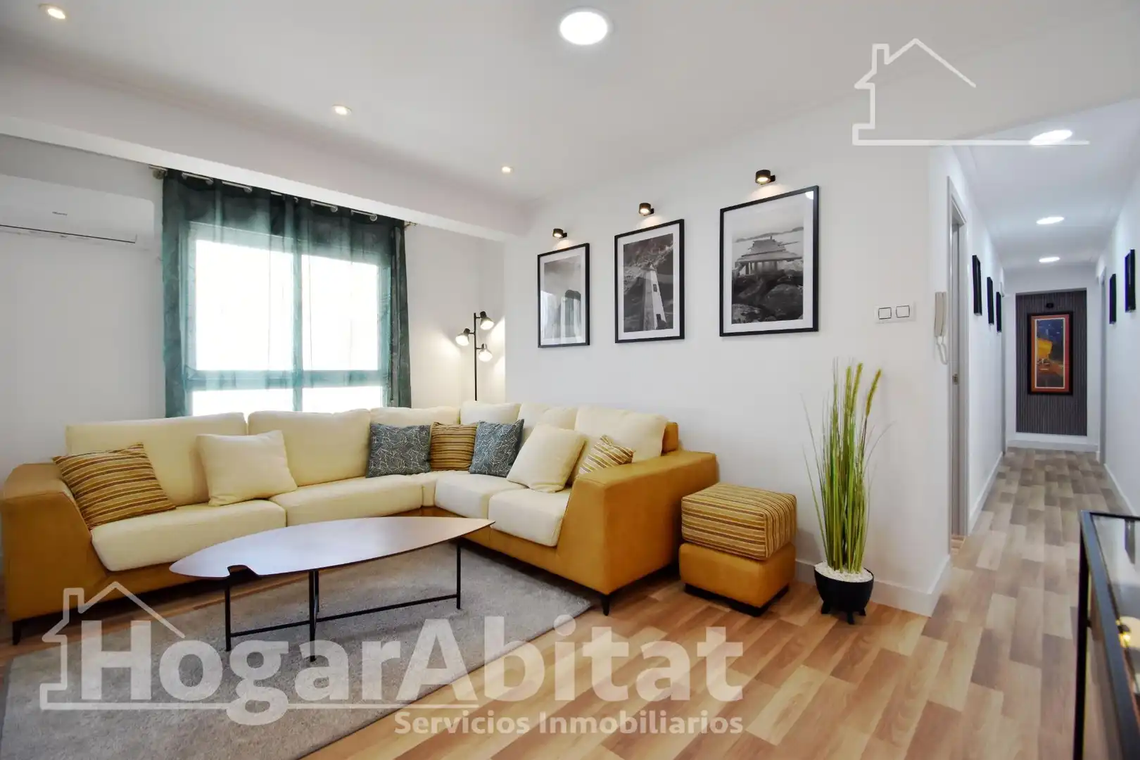 Living room of Flat for sale in Cullera  with Air Conditioner, Terrace and Furnished