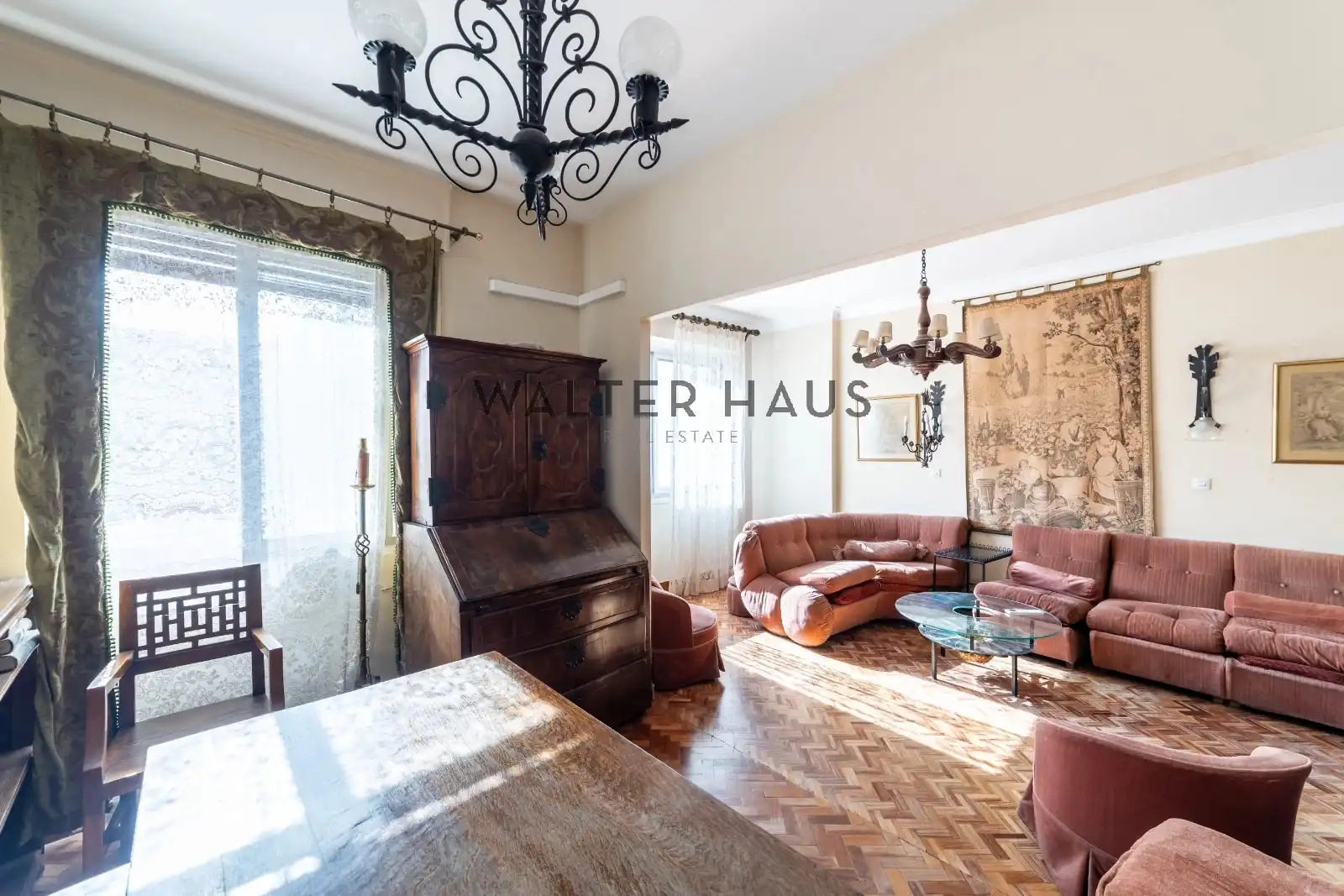 Living room of Flat for sale in Madrid  with Air Conditioner and Heating
