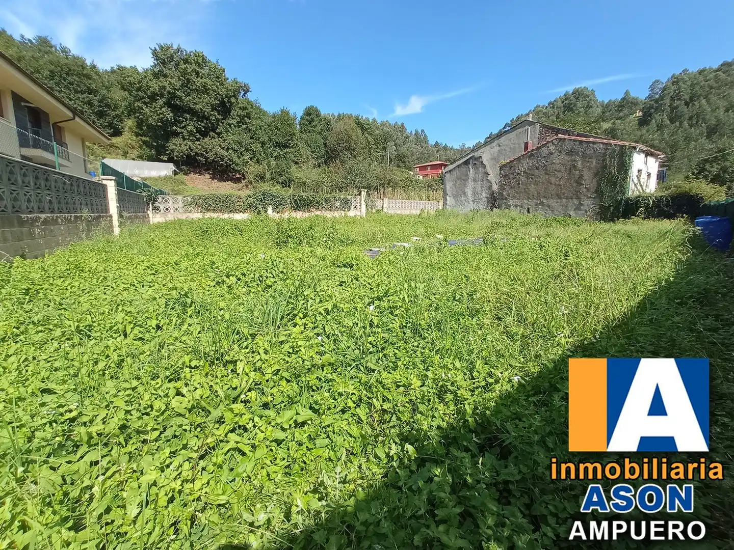 Terreny residencial en venda a Ampuero