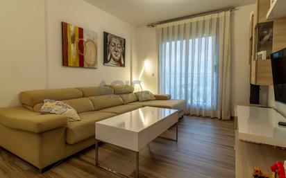 Sala d'estar de Pis en venda en L'Alcúdia amb Balcó