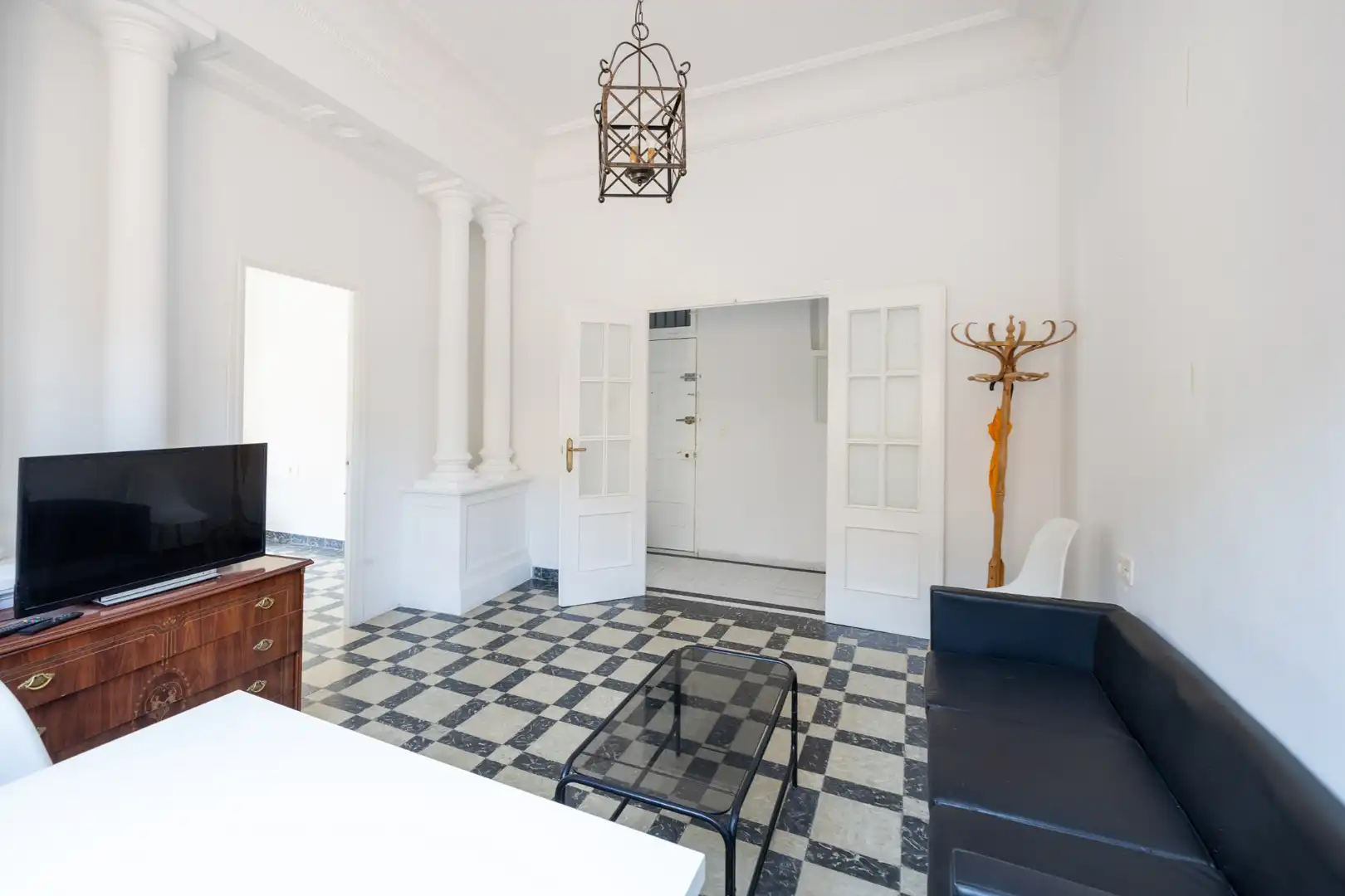Flat for rent in Granada  with Heating and Furnished