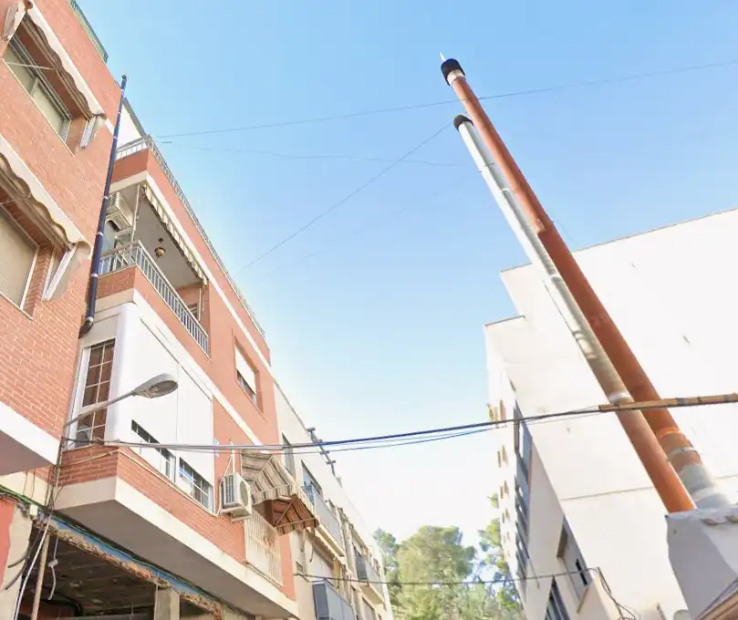 Vista exterior de Piso en venta en Pedanías Este