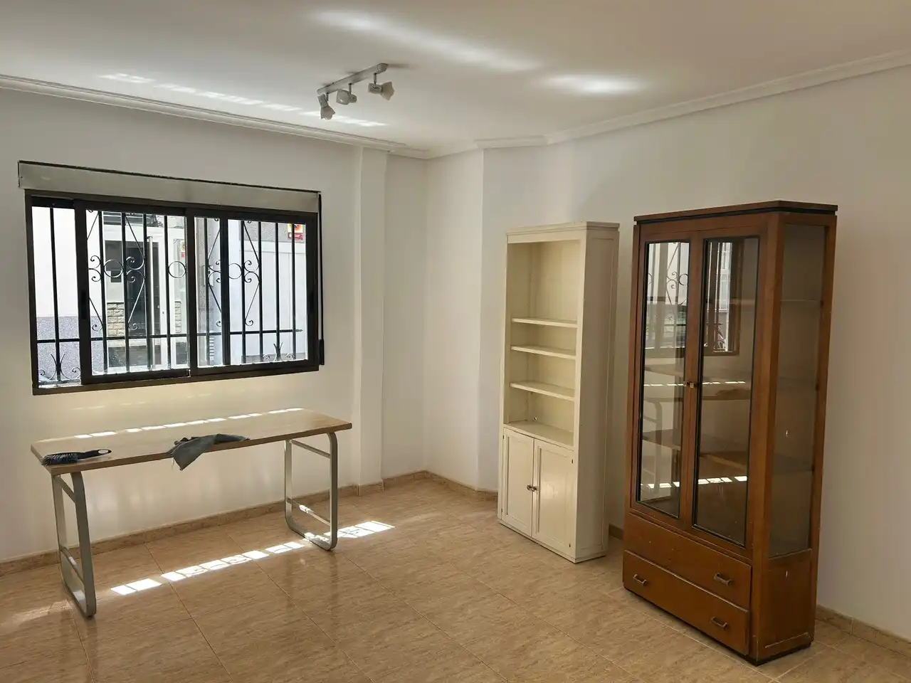Piso de alquiler en Alaquàs con Horno, Balcón y Alarma