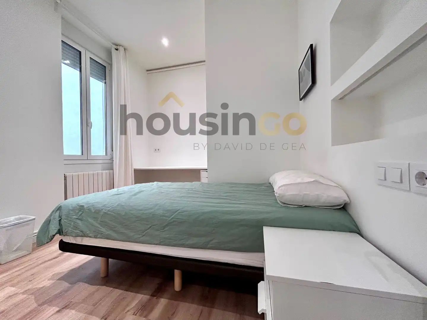 Bedroom of Flat for rent in Madrid  with Air Conditioner, Heating and Parquet flooring