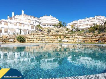 Apartament amb piscina en venda a Nueva Andalucía