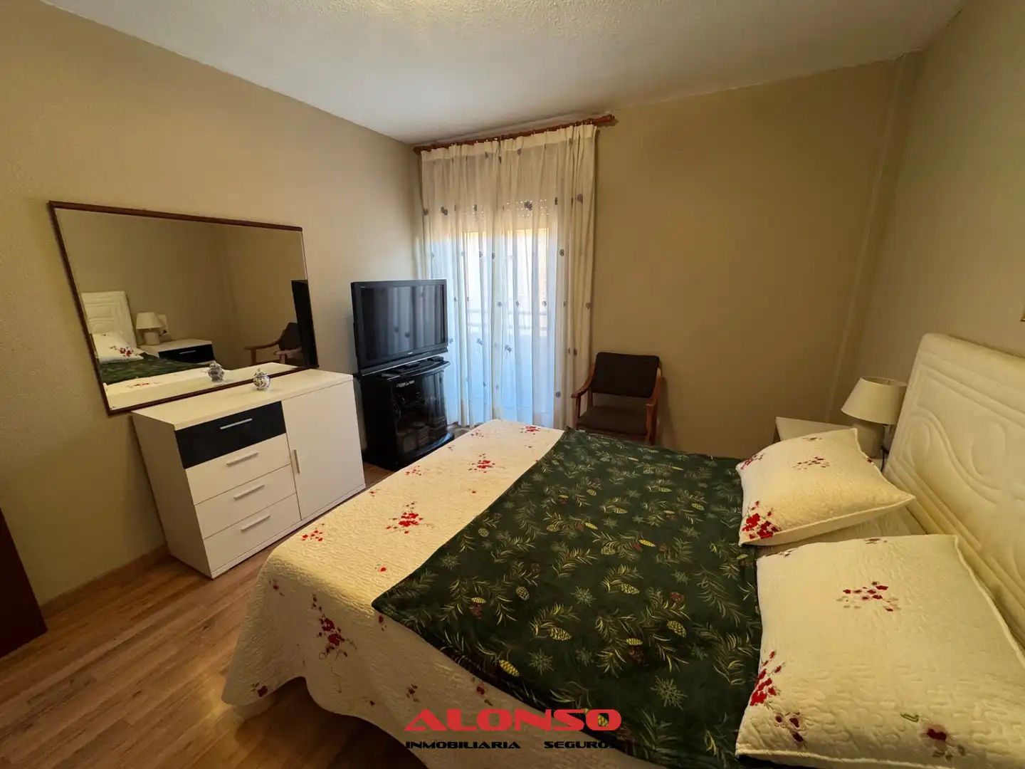 Habitación de Piso en venta en Vinaròs con Aire acondicionado, Calefacción y Amueblado