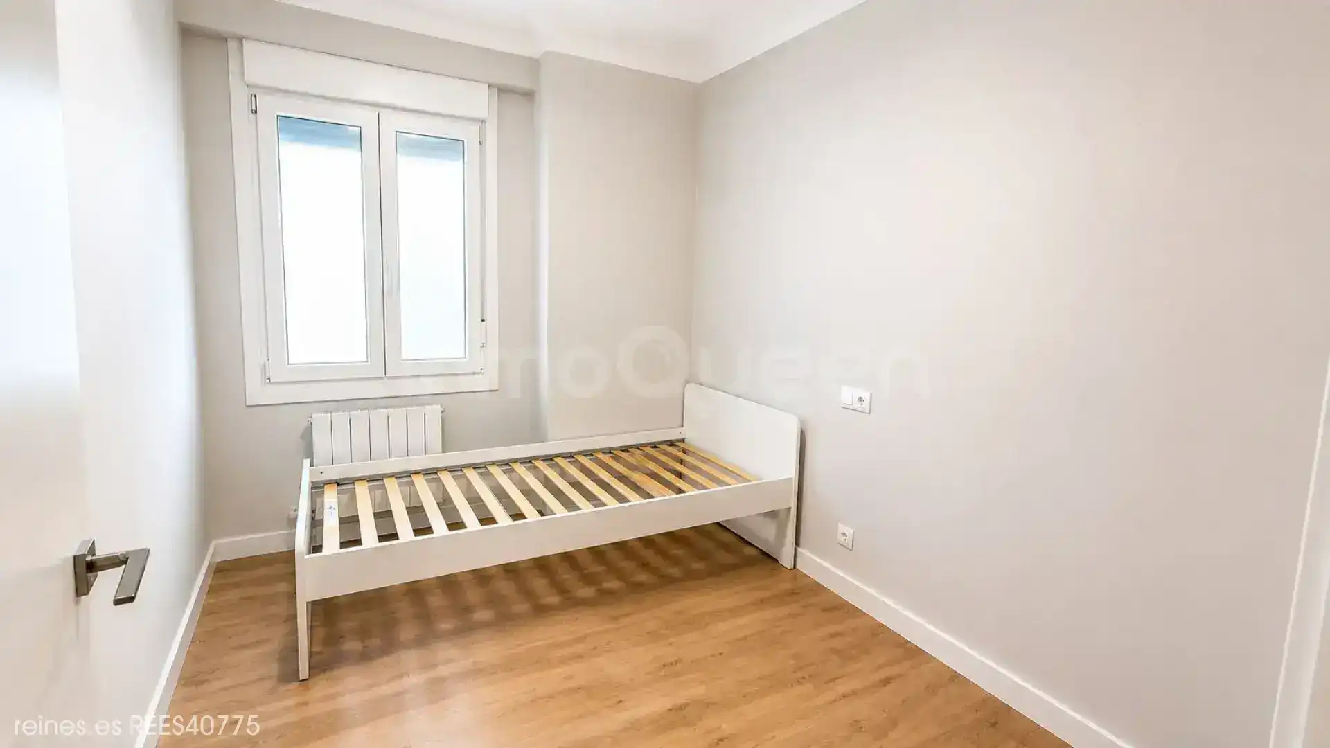 Habitación de Piso de alquiler en Zaragoza con Calefacción y Amueblado
