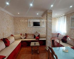 Living room of Flat for sale in Salamanca Capital  with Heating, Storage room and Furnished