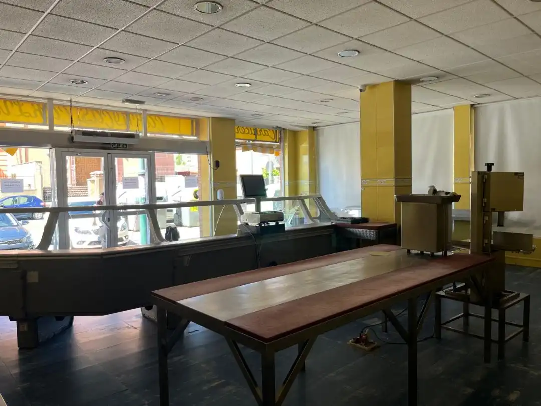 Business premises for sale in San Andrés del Rabanedo pueblo, imagen 4