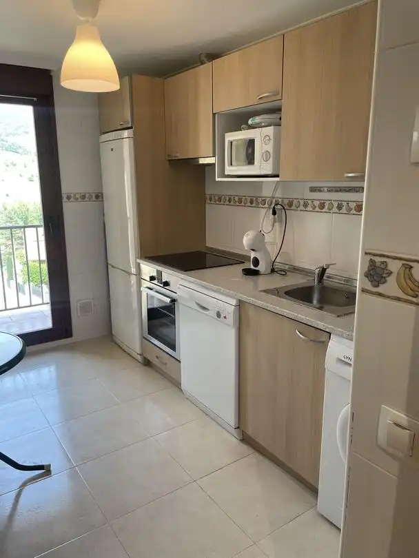 Küche von Wohnung zur Miete in Zorraquín mit Heizung, Privatgarten und Terrasse