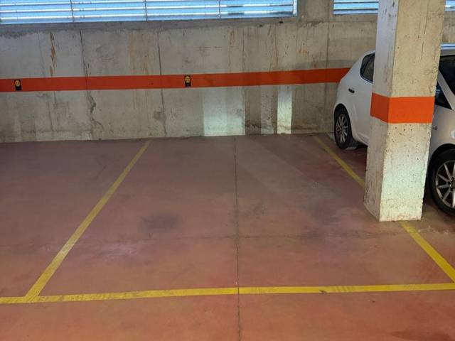 Garaje en Alquiler en Carrer de l'Estació, 1 en Montblanc