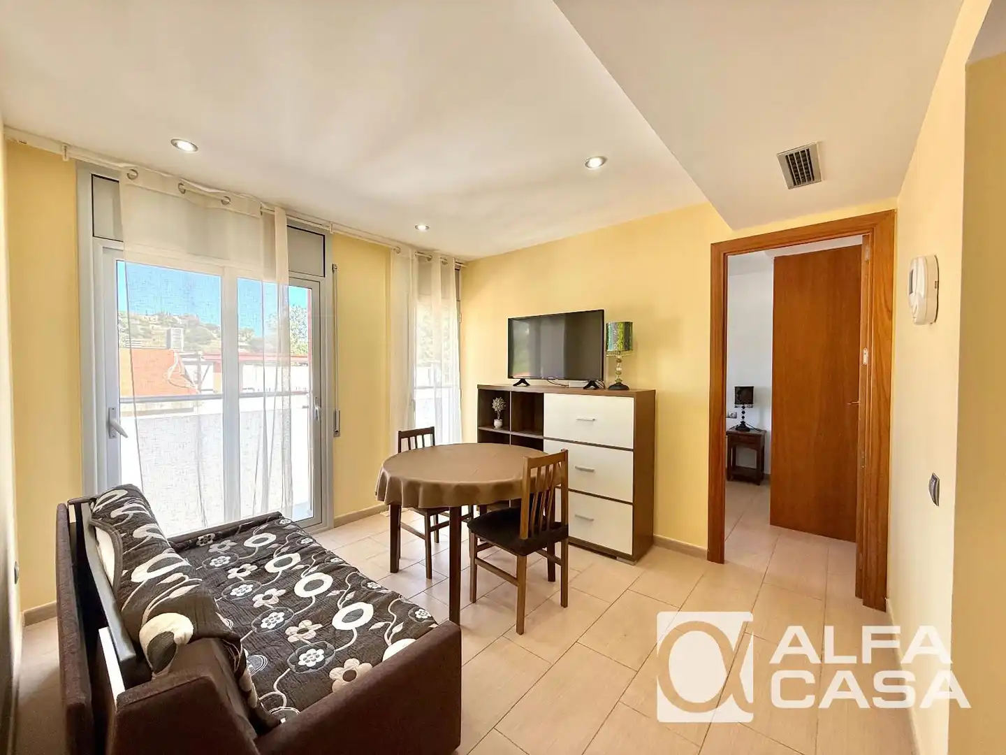 Vista exterior de Piso en venta en Lloret de Mar con Calefacción, Amueblado y Horno