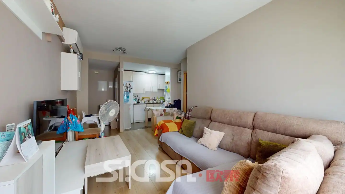 Living room of Flat for sale in Esquivias  with Air Conditioner, Heating and Storage room