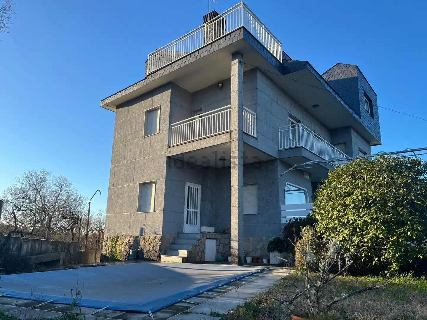 Vista exterior de Casa o xalet en venda en Vilamarín amb Jardí privat, Terrassa i Traster