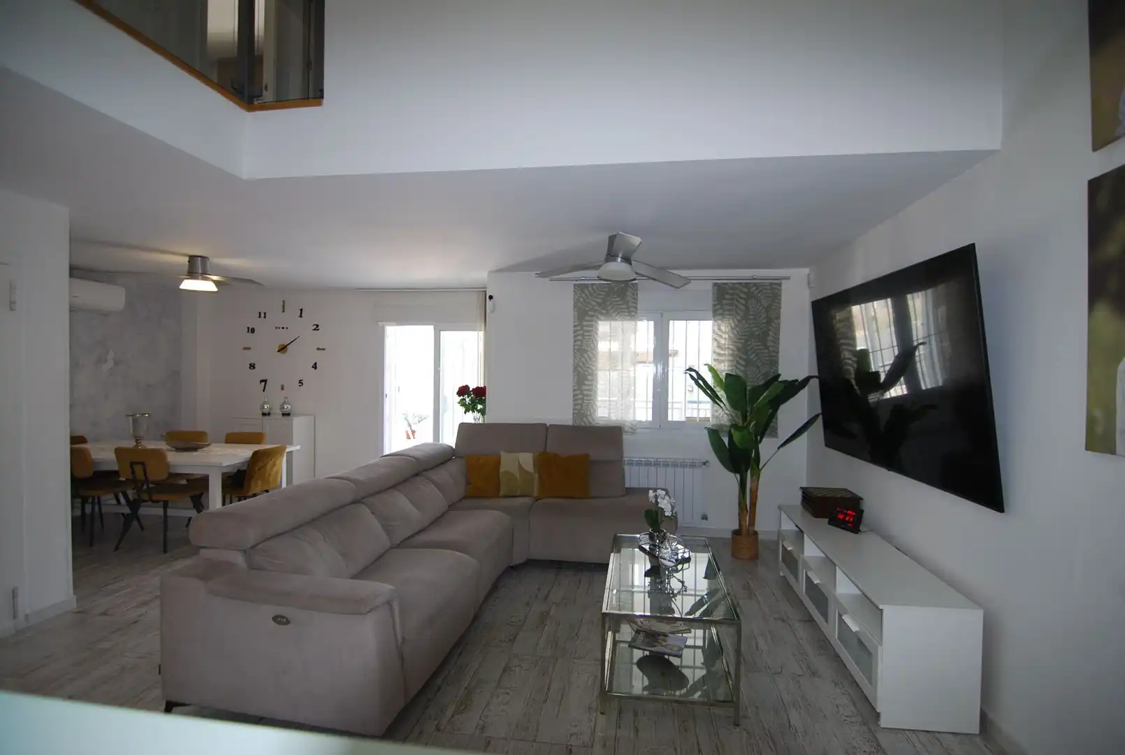 Sala de estar de Casa o chalet en venta en Pinto con Aire acondicionado, Calefacción y Trastero