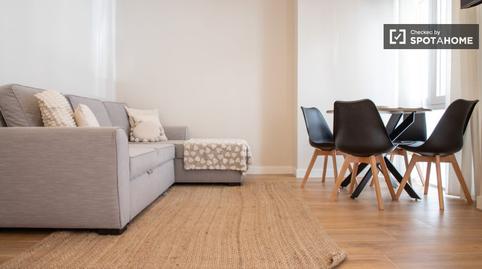 Photo 2 of Flat to rent in Pueblo Nuevo, Madrid
