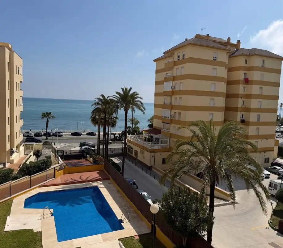 Flat with lift for sale in Solymar