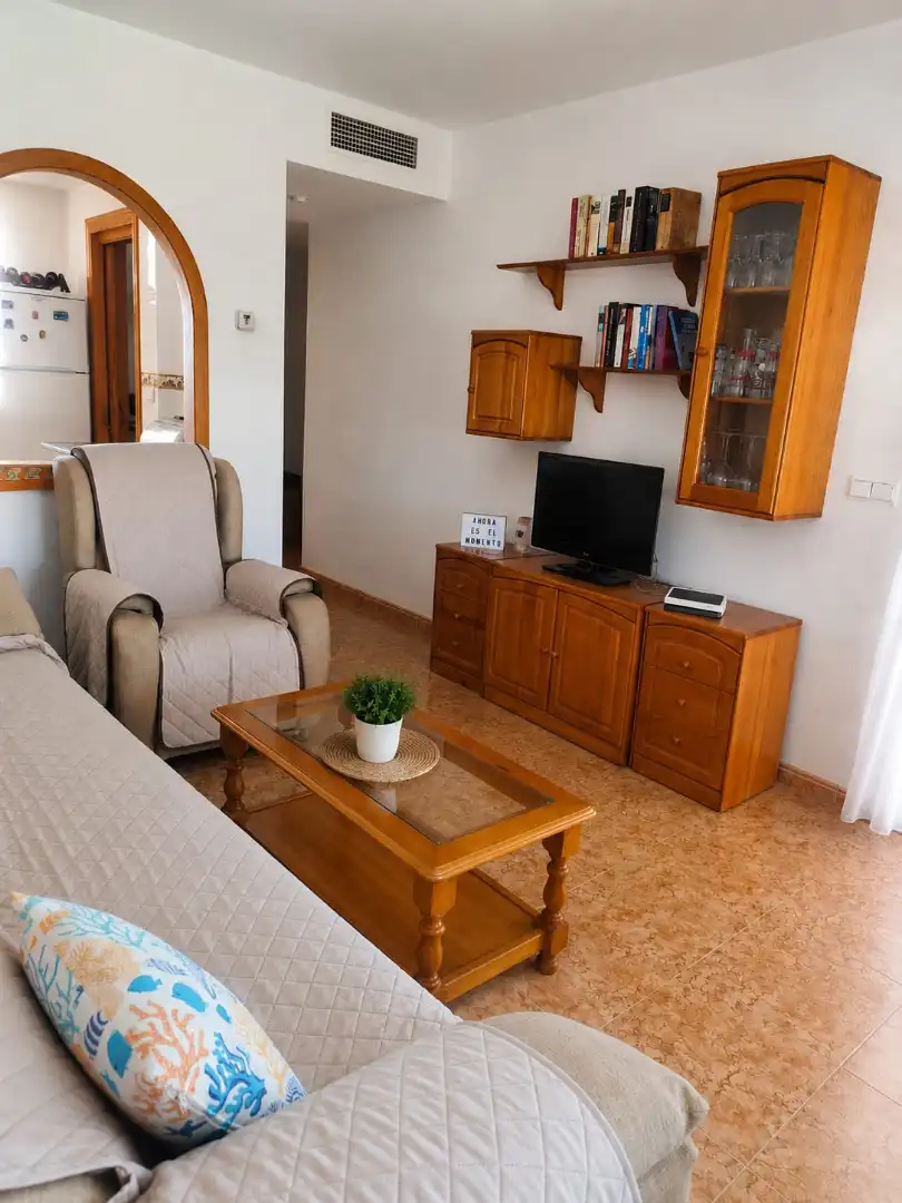 Sala d'estar de Apartament de lloguer en Águilas amb Moblat, Forn i Rentadora
