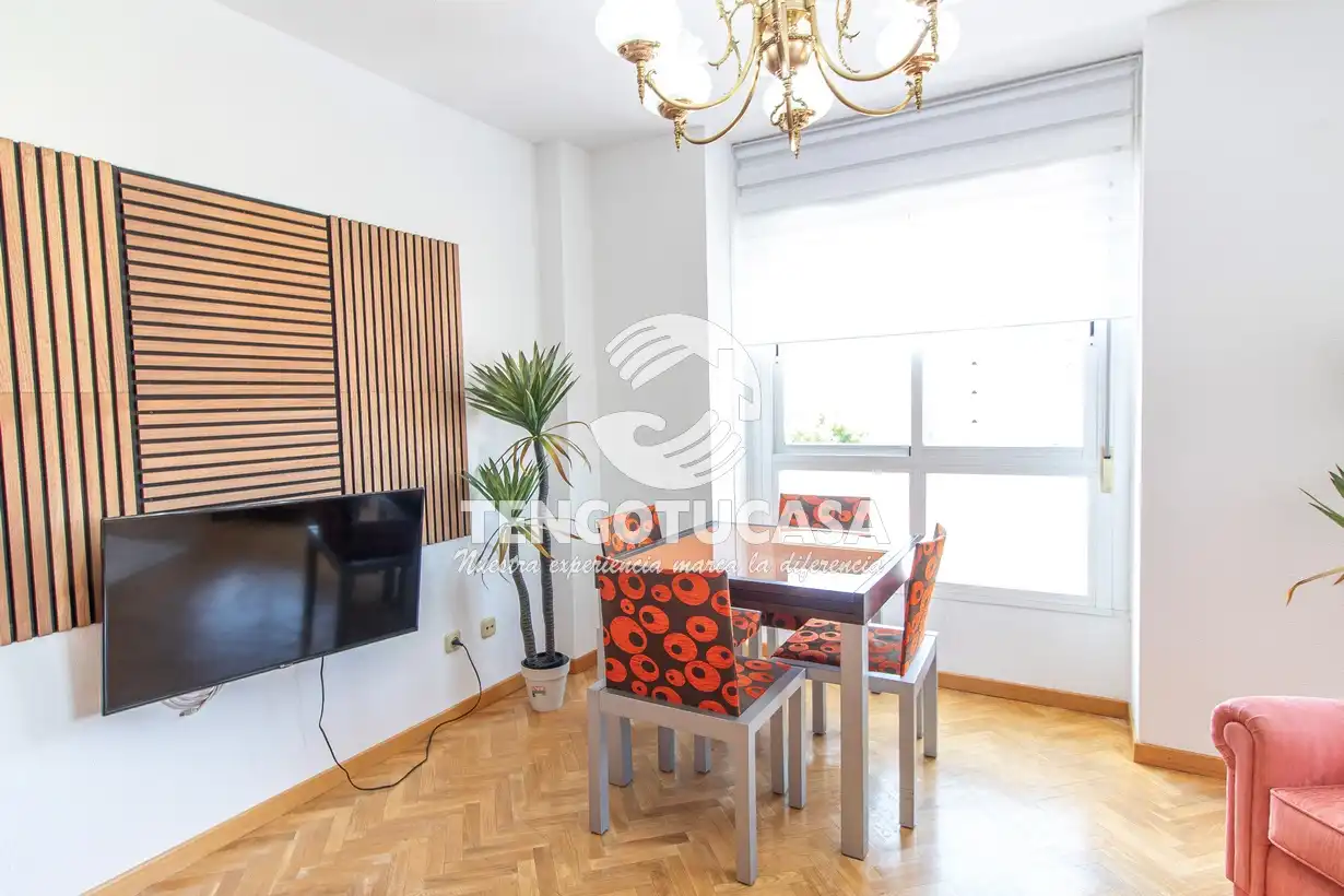 Sala d'estar de Pis de lloguer en Madrid amb Calefacció i Moblat
