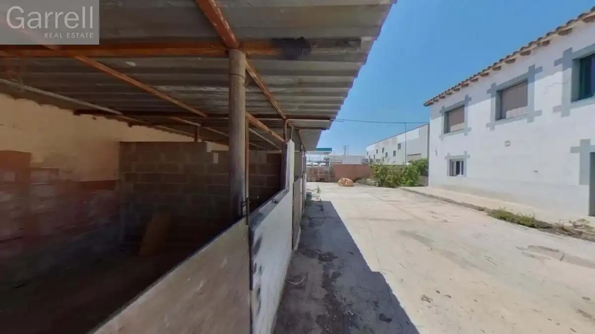Vista exterior de Casa adosada en venda en Tarragona