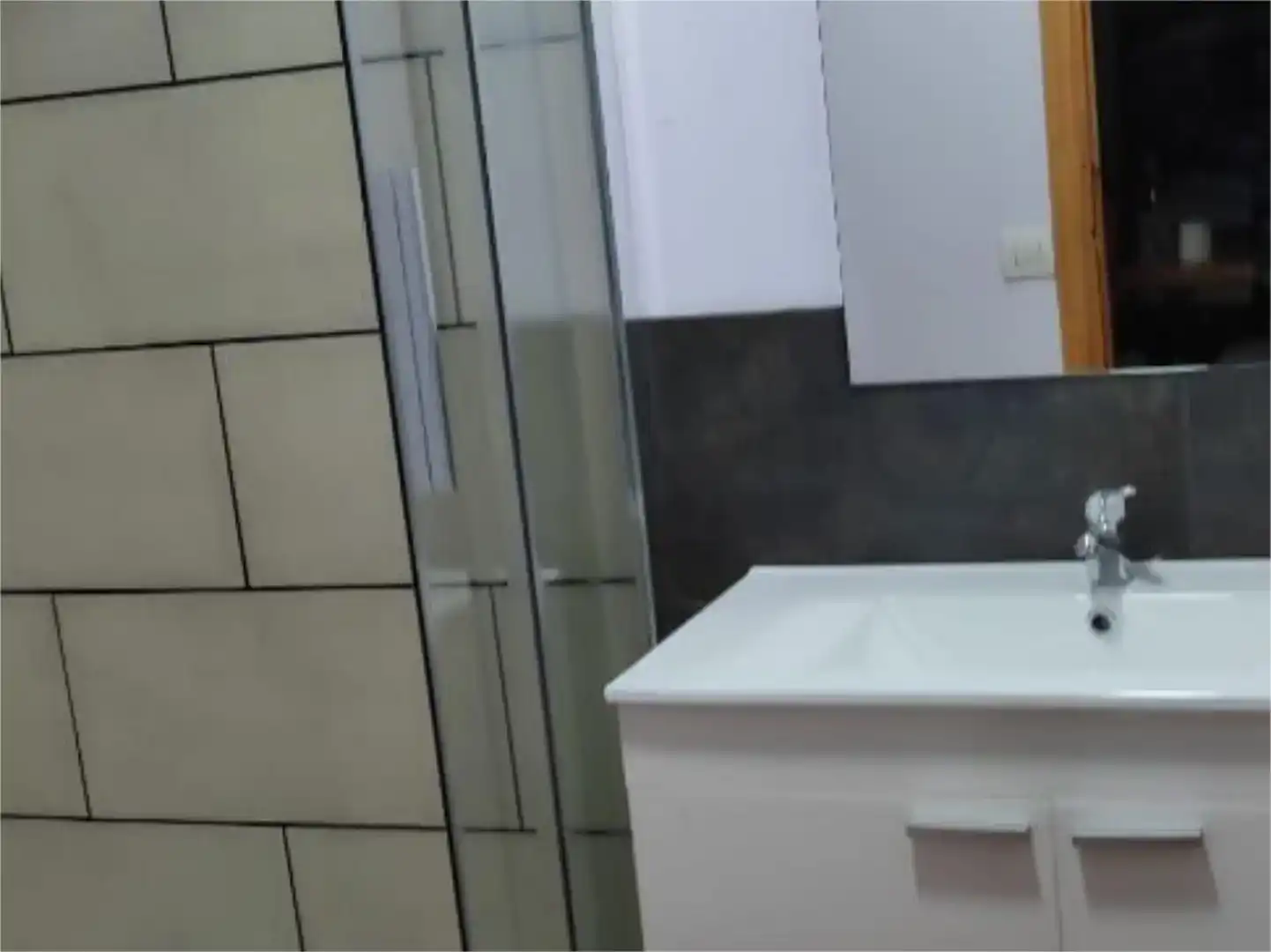 Baño de Piso en venta en Losar de la Vera con Jardín privado, Parquet y Trastero