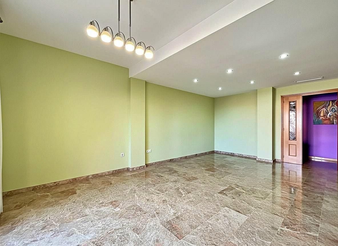 Flat for sale in Algemesí  with Air Conditioner, Heating and Terrace