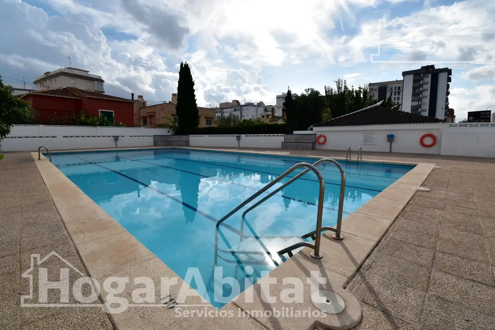Flat with pool for sale in Calle Clot de la Mota