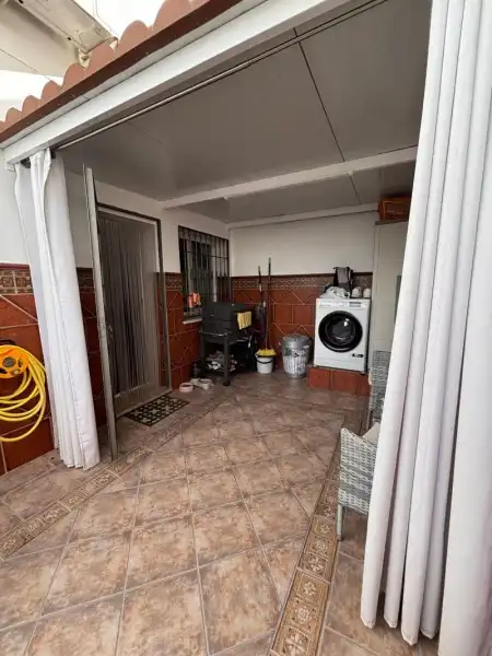 Casa o chalet en venta en Lucena con Terraza, Trastero y Balcón