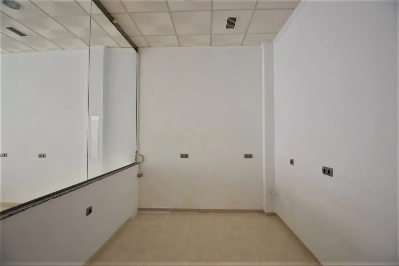 Local comercial en venda a Calle Miguel Angel, imagen 12