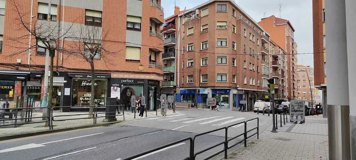 Commercial properties for rent in Juan de Garay Kalea, 5, Centro